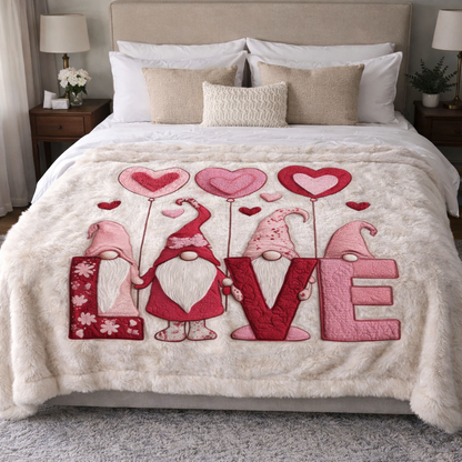 Love Gnomes XR2101008CL Faux Fur Throw Blanket